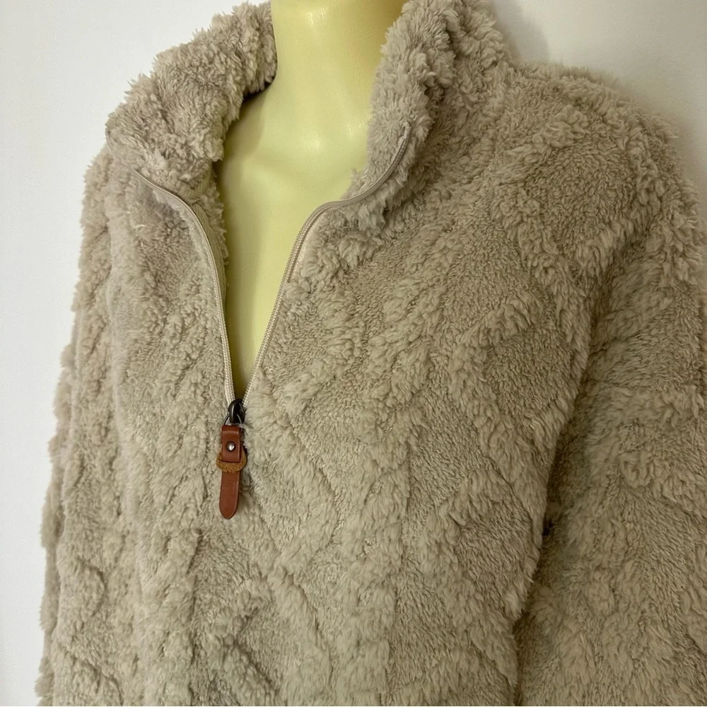 Jen & Co Faux Fur Quarter Zip Pullover size L/XL